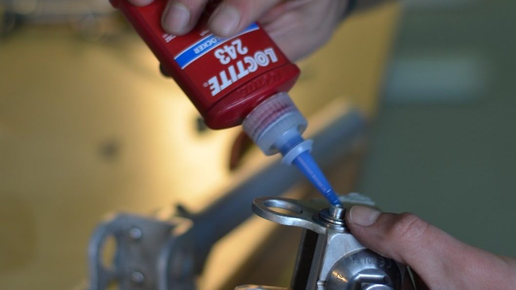 Loctite 243 SFIVE technology